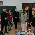 Ministarka zaštite životne sredne Sara Pavkov obišla škole u Sušici i Jasici: Za ekološko grejanje izdvojeno 12 miliona dinara…