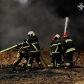 (Foto) Beba izgubila nogu tokom ruskog napada na Ukrajinu. Dron pogodio kuću, dvoje mrtvih: Lekari se bore za život…