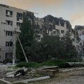 Kijev ponovo udario na civile - napad na školu i dom u LNR, veliki broj ranjenih