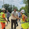 Ovaj zaseok u Mrčajevcima ima najviše dece i mladih: Meštani dobili ono što su dugo čekali - asfalt stiže u Ilijak