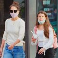 Ćerka Toma Kruza se zvanično odrekla očevog prezimena