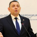 Вулин упозорио грађане: Мета пронатовске опозиције је Вучић, хоће да искористе локалне изборе