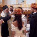 "Čime su to Kosjerina i njen stomatolog zaslužili da ih venča Patrijarh" Ljudi besne na mrežama zbog voditeljke