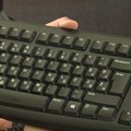 IT stručnjak Selakoviću: Dvoazbučne tastature nepotrebne, problem softverski već rešen