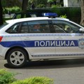 Četiri osobe nasilno ušle u opštinu Voždovac, reagovala policija