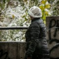 Prvi sneg pao i u Vranju: Zabeleli se krovovi, prizori kao usred zime