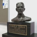 Stipendija "Nikola Tesla" na Kolumbija univerzitetu kao priznanje vrhunskim studentima u SAD