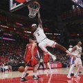 Hjuston izbegao eliminaciju, Boston i San Antonio sa povratnikom Vembanjanom uvećali prednost VIDEO