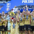 Čekali su preko pola veka: Legenda ide u penziju sa trofejem Kupa
