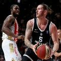 (Poluvreme) Partizan overava finale: Crno-beli dominiraju, Zvezda ne nalazi odgovor!