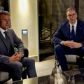 Vučić razgovarao sa francuskim predsednikom u Granadi: Makron spreman da čuje stavove Beograda