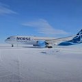 VIDEO Prvi put u istoriji: Najveći putnički avion sleteo na ledenu pistu na Antarktiku