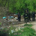 Policija pretražuje novu deponiju, između sela Zlot i Sumrakovac: Na licu mesta je i policijski pas