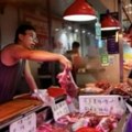 Kina istražuje antidampinški uvoz svinjetine iz EU zbog carina na njene automobile