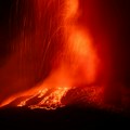 Etna ponovo eruptirala, zatvoren aerodrom u Kataniji, pepeo prekrio avione i piste