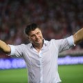 Vladan Milojević sinoć je Zvezdu odveo u Ligu šampiona, a ovu lepoticu pred oltar, opčinila ga je sa samo 19 godina