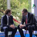 Vučić u Tirani sa premijerom Gruzije: Razgovor o aktuelnim izazovima sa kojima se suočavaju Evropa i naše zemlje - zahvalio…