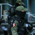 Na protestu u Kuli više policije nego što grad ima meštana