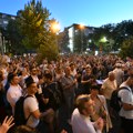 Oglasio se Arhiv javnih skupova: Objavljeno koliko je sinoć ljudi bilo ispred Pravnog fakulteta