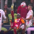 (VIDEO) Šou u Istanbulu: Makazice Osimena u 90+2 za pobedu Galate