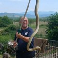 Trebinjski heroj! Mišo obično uklanja bombe i mine, ali i zmije i stršljenove: Od ovih ulova ćete se naježiti!