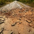 Grom razneo put kao da je od stakla: Jako nevreme pogodilo Bosnu i Hercegovinu, velike štete u Ljubuškom! Foto