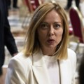 ''Skakanje padobranom svakog dana“: Meloni o vođenju vlade