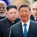 Putin stigao u Kinu, dočekan kao car! Si mu priredio veličanstveni crveni tepih! Stižu i drugi lideri, ovo je plan…