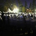 „Je l mislite da sam zaboravio da ste 15. marta marta uperili cevi prema Ćacilendu, a ne prema kriminalcima“: Vučić najavio…