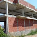 Da li će nelegalni objekat u ulici 28. marta biti srušen sutra (kako je predviđeno planom) i zašto neće?