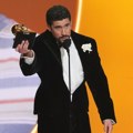 Trijumf Bad Bunny-ja i Kendrika Lamara na dodeli Gremi nagrada: Svi nagrađeni izvođači i umetnici