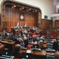 Vlada Srbije usvojila nekoliko predloga zakona iz oblasti finansija i paket podrške privredi