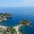Neverovatno otkriće kod Sicilije: Rimski brod uspavan u tišini Sredozemnog mora pun amfora: "Srce mi je zastalo od prizora!"…