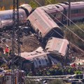 Poginulo najmanje 68 osoba Evo šta se dešavalo tokom 17 minuta pre kobnog sudara vozova u Španiji do tragedije su dovele ove…