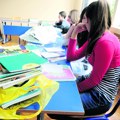 Od septembra svim beogradskim osnovcima i srednjoškolcima besplatni udžbenici od Grada Beograda