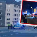 Velika drama u Nemačkoj: Naoružana žena upala na kliniku, policija blokirala ceo kraj, stiže i specijalna jedinica (video)