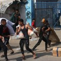 Kritična situacija u Gazi: Svetska centralna kuhinja obustavlja rad, ubijeno 7 humanitarnih radnika