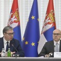 „Blic“: Večeras vanredna sednica Vlade uz prisustvo Vučića, odlučuje se o izborima