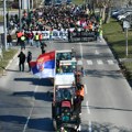 Emotivni prizori u Beogradu: Građani sa prozora pozdravljali studente tokom šetnje do Gazele VIDEO