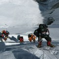 Šerpas oborio rekord: Popeo se na Mont Everest 31 put
