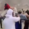 (Video) Deca zarobljena ispod ruševina, jauci odjekuju! Cela sela potpuno uništena, stradalo više od 800 ljudi, očajni ljudi…