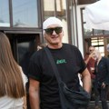 "Taman krenem drugu pesmu, ljudi mi opet traže": Miki Mećava na nastupu veliki hit otpevao 27 puta