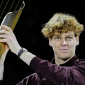 Janik Siner je ipak nesalomiv! Zverev mu uzeo prvi set u finalu Beča, Italijan slavio posle velike drame