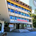 Čekamo odgovor zašto su vatrogasci prevozili povređenog radnika a ne hitna pomoć, direktorka Doma zdravlja na kolegijumu kod…