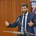Gođevac (SSP): Šapić planira da privatniku na 10 godina prepusti novogodišnju dekoraciju Beograda