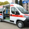 Dom za smeštaj starih lica u Prokuplju dobio sanitet za prevoz korisnika