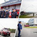 Stigli naši heroji iz Grčke: Srpske vatrogasce koji su gasili požare dočekao ministar Gašić