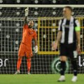 Šok, pa delirijum - Milošević spasao Partizan! Pogledajte kako je golman crno-belih odbranio penal