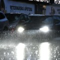 Hitno se oglasio AMSS: Kiša i jak vetar otežavaju vožnju