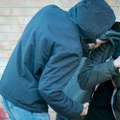 Vršnjak tukao dečaka palicom, terao ga da kleči i izvinjava se: Drugi učenici snimali jezivo nasilje u Zagrebu
